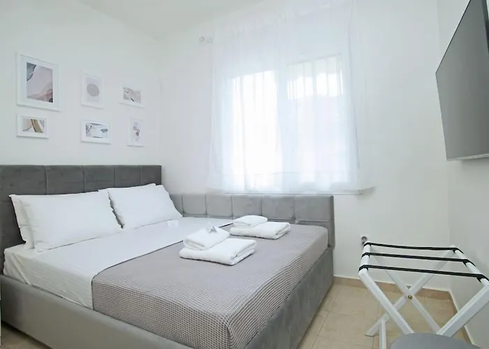 Myrto's Luxury House Daire Kallithea (Chalkidiki)